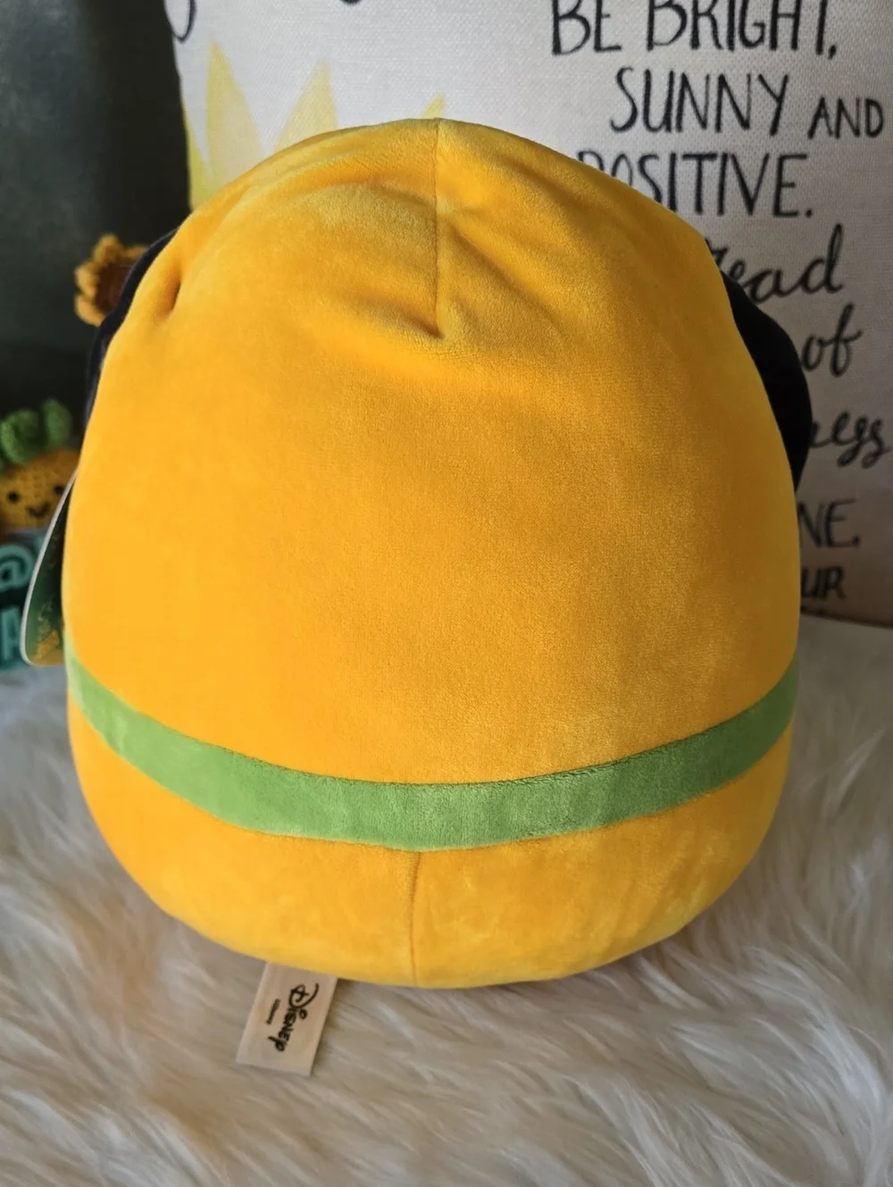 Squishmellow Pluto NWT